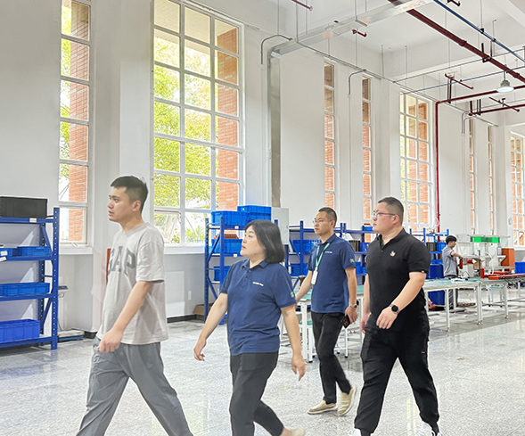 ag九游会登陆j9入口科技迎来科大国创一行领导莅临参观交流,共谋合作新篇章 ag九游会登陆j9入口科技迎来科大国创一行领导莅临参观交流,共谋合作新篇章