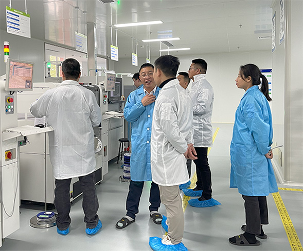 珠海冠宇领导莅临ag九游会登陆j9入口科技参观考察 珠海冠宇领导莅临ag九游会登陆j9入口科技参观考察